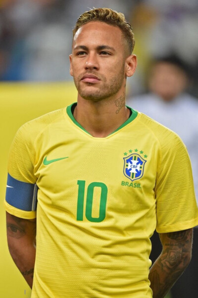 塞具有巨大 塞具有巨大